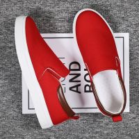 New Men Casual Shoes 2023 Male Sneaker Canvas Boys Fashion Slip-on Vulcanized Flats Non-Leather Casual Shoes Men Zapatos Hombres