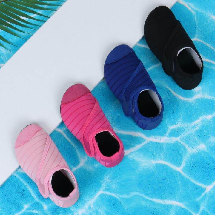 Children's beach shoes nonskid anti cut swimming and wading wading