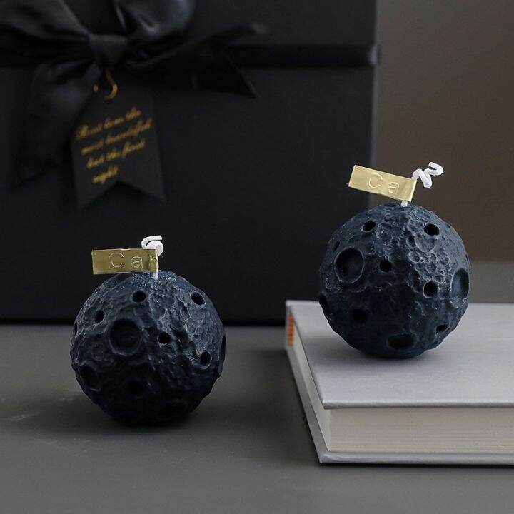 black-moon-scented-candles-creative-bedroom-candles-gifts-souvenir-3d-moon-candles-for-home-decoration