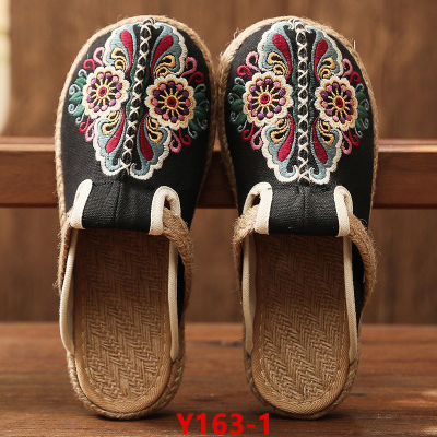 2020 New Fashion Women Shoes Flats Casual Ladies Shoes Hand Woven Shoes Ancient Style Embroidered Round Toe Canvas Slip-on Beach