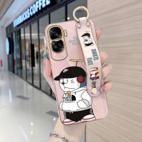 Diorcase For Honor 90 5G,90 Lite 5G (พร้อมสายรัดข้อมือ) นุ่มขอบสี่เหลี่ยมแฟชั่นยอดนิยม (โดราเอมอน) ปลอกชุบเคสโทรศัพท์ชุบหรูหราชุบเคสโทรศัพท์นิ่ม