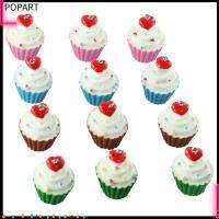 POPART 30 Pcs ความยาว29มม. จี้เรซิ่น faux CUP cake พลาสติก imiated Food Charm พร้อมห่วง เส้นผ่านศูนย์กลาง24มม. เรซิน เครื่องรางเค้กหวานอาหารน่ารัก 6-สี รู: 2mm จี้เรซิ่น3D สีสันสดใสถ้วยหวานเค้กอาหาร Charm งานฝีมือดีไอวาย