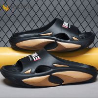 Summer Sports Men Slippers Soft Thick Sole Sneaker Slipper Flat Non-slip Beach Sandals Casual Man Flip Flops  EVA Cloud Slides House Slippers