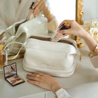 กระเป๋าเครื่องสำอางทรงสูง, PU Make-Up Bag. Cosmetic Bag For Ladies. Korean Make-up bag.