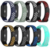 ▥▫ Silikonowy pasek do MiBand 8 bransoletka Xiaomi Mi Band 8NFC gumowy pasek sportowy plastikowy interfejs dla Miband 8 SmartWatch opaska