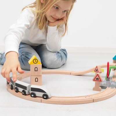 ⭐️พร้อมส่ง⭐️  ของเล่นไม้ เสริมพัฒนาการ LILLABO ลิลลาบู ชุดรถไฟพร้อมราง 45 ชิ้น ของเล่นไม้ ฝึกสมอง