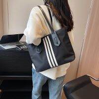 Casual Large-Capacity Bag Women Popular Style Versatile Western Shoulder Fashion Commuter Tote Classic Stripes Embell 【AUG】