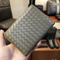 2023 New★ Leather woven passport book young men and women classic business sheepskin woven card holder passport holder bv120