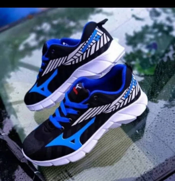 sepatu sneakers mizuno