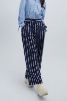 ESP กางเกงขายาวลายทาง ผู้หญิง สีน้ำเงินลายทาง | Striped Long Trousers | 5823