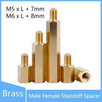 [HOT JIAZZAQQMGW 555] 1/5/10ชิ้น M5 M6ทองเหลืองชายกับหญิงทองเหลือง Standoff Spacer PCB คณะกรรมการ Hex สกรู