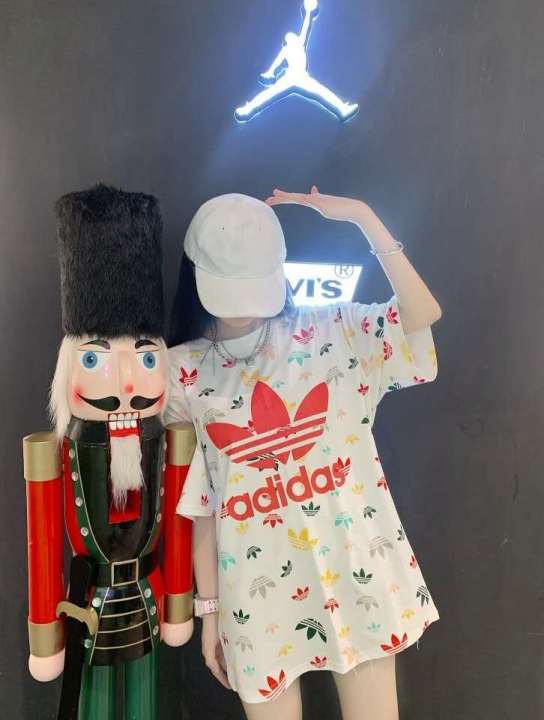 h-w-shop-เสื้อยืดแฟชั่นผู้หญิงลายทางแขนสั้นคอกลม-เนื้อผ้าดีใส่สบาย-new-fashion-womens-han-sy-society