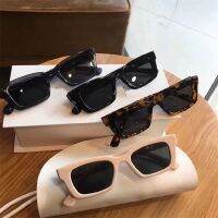 แว่นกันแดดทรงสี่เหลี่ยมผืนผ้าสไตล์เกาหลีแฟชั่น Fun Cute Ladies Sunglasses