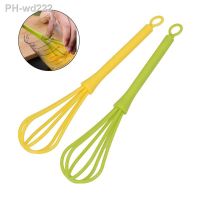 1Pcs Multifunction Mini Manual Egg Beater Portable Cream Milk Blend Stirrer Whisk Salad Kitchen Accessories Baking Accessories