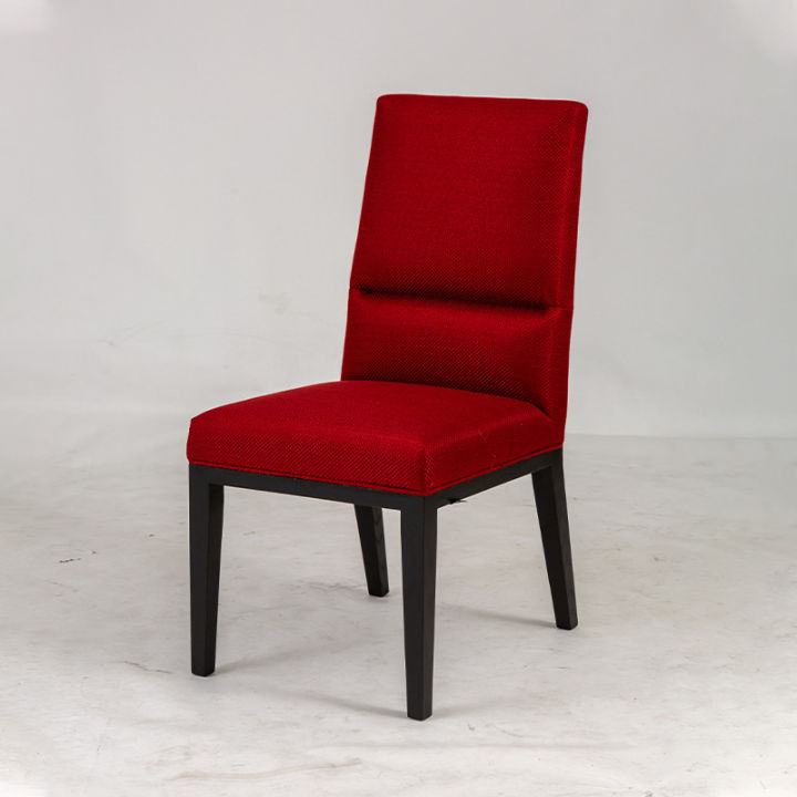 modernform-เก้าอี้-รุ่น-kade-หุ้มผ้าสีแดง