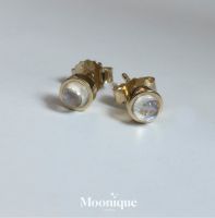 Birthstone Moonstone มูนสโตน ต่างหูเงินแท้ชุบทอง14k สีขาวมุข