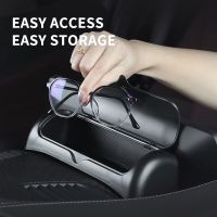 LHD Car Glasses Box Storage Holder Sunglasses Case For BMW 3 5 Series G20 G28 G30 G38 X1X3X4 F48 F49 G01G02 G08 Accessories Clip