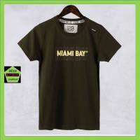 Miami Bay เสื้อคอกลม ชาย รุ่น Overlay สีเขียวขี้ม้า ไซส์ XL