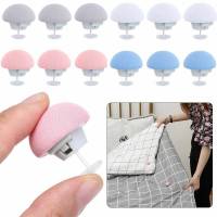 6pcs Duvet Pin ผ้านวมคลิปลื่นผ้าพันคอคลิปผ้าห่มหัวเข็มขัดผู้ถือผ้านวม Fixator เตียงแผ่นสำหรับผ้านวมหมอนอิง-DengLi Store