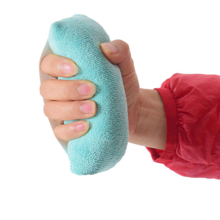 LazaraHome Finger Contracture Cushion Keeps Fingers Separated Sweat