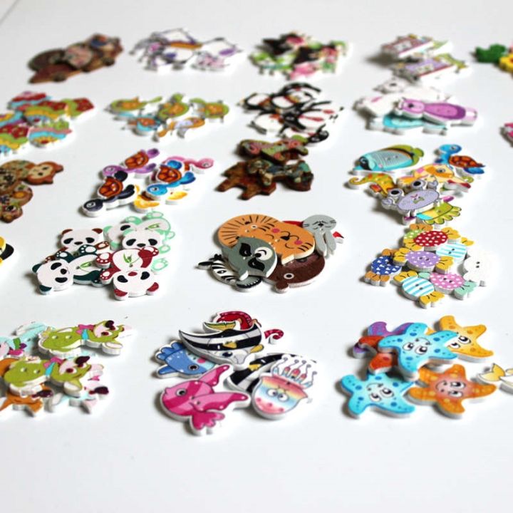 35-styles-20-50pcs-pack-random-mix-decorative-buttons-lovely-cartoon-series-2-holes-sewing-wood-buttons-flatblck-scrapbook-l-1