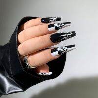 24Pcs European American Fake Nails Black And White Color Matching Flame Nail Patch Stiletto French Ballerina Full Cover Nail Tip