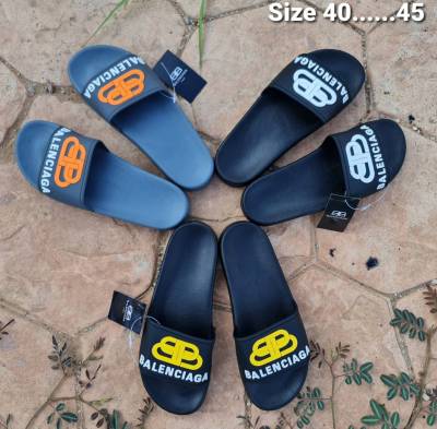 (สินค้าพร้อมส่ง) SIZE.40-45 EU รองเท้าแตะBL กรม/ดำ/คราม รองเท้าแตะผู้ชาย รองเท้าแตะแฟชั่น รองเท้าแตะลำลองผู้ใหญ่ น้ำหนักเบา ใส่สบาย [SDT015]