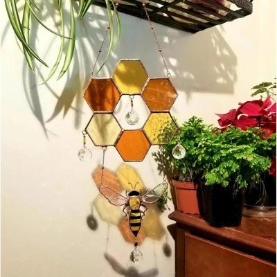 Bee Hive Suncatchers Bee Honeycomb Stained Glass Window Hangings Sun Catcher เครื่องประดับ Bee Day ป้ายประตูแขวนตกแต่งสำหรับ
