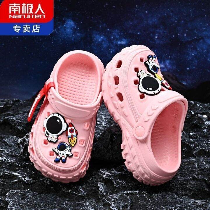 hot-sale-antarctic-childrens-hole-shoes-summer-new-boys-outerwear-casual-non-slip-baby-middle-aged-and-older-outdoor-beach