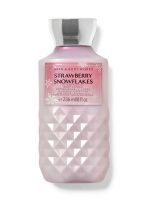 โลชั่น Bath &amp; Body Works STRAWBERRY SNOWFLAKES Daily Nourishing Body Lotion 236ml.