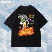 เสื้อยืดคอกลมเสื้อยืด พิมพ์ลาย Toy Story Edition Vol 1 Buzz Lightyear Andy สําหรับผู้ชาย S-5XL