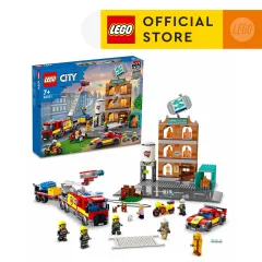 LEGO City Main Square 60271 Set, Cool Building Toy for Kids, New 2021  (1,517 Pieces)