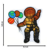 JPatch - นักบินอวกาศ ดวงจันทร์ องค์การนาซ่า (NASA) อวกาศ ดวงดาว โลก จักรวาล กาแล็กซี่ ลูกโป่ง หลากสี ตัวรีดติดเสื้อ อาร์มรีด อาร์มปัก มีกาวในตัว การ์ตูนสุดน่ารัก งาน DIY Embroidered Iron/Sew on Patches