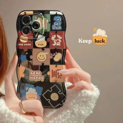 INS Puzzle Case สำหรับ iPhone 14 ภาพประกอบ Smiley Phone Case สำหรับ iPhone 13 ProMax 3D Wave Bezel Case สำหรับ iPhone 12 กรณีการ์ตูนน่ารักสำหรับ iPhone 11 Pro