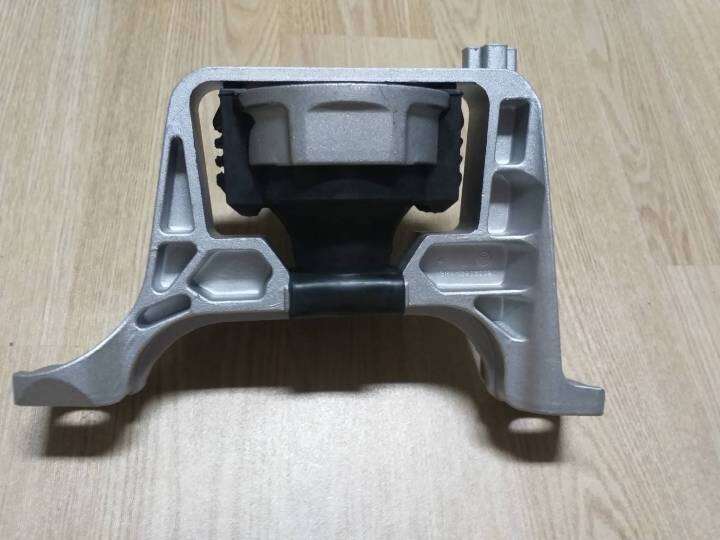 ยางแท่นเครื่องหน้าขวา-mazda-3-bl-bk-ปี-2005-2013-เครื่อง-1-6-เบนซิน