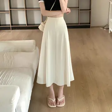 Set áo croptop với chân váy maxi xẻ tà màu trắng