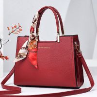 【hot seller】 bag female wedding 2023 new middle-aged ladies mother-in-law Messenger