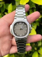 นาฬิกาข้อมือ Patek Philippe Nautilus 7118/1200A-011 Ladies 35.2 mm. (Top Swiss) (สินค้าพร้อมกล่อง) (ขอดูรูปเพิ่มเติมได้ที่ช่องแชทค่ะ)