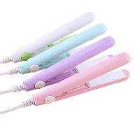 ที่หนีบผมมินิ ที่หนีบผมพกพา (คละสี)  รุ่น Hair-straightener-portable-mini-00d-J1