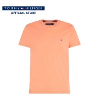 Tommy Hilfiger เสื้อยืดแขนสั้นผู้ชาย รุ่น MW0MW10800 TKL - สีเบจ