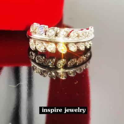 Inspire Jewelry ,แหวนฝังเพชรCZ งานจิวเวลลี่ ดีไซด์หรู รูปใบมะกอก เครื่องประดับมงคล ตัวเรือนหุ้มทองขาวหนาพิเศษ สวยหรู งานแบบร้านเพชร พร้อมกล่องกำมะหยี่ ใบมะกอกนั้นเป็นสัญลักษณ์แห่งความหวัง อิสรภาพ และชัยชนะเพื่อเสริมดวง โชคลาภ แหวนใบมะกอก