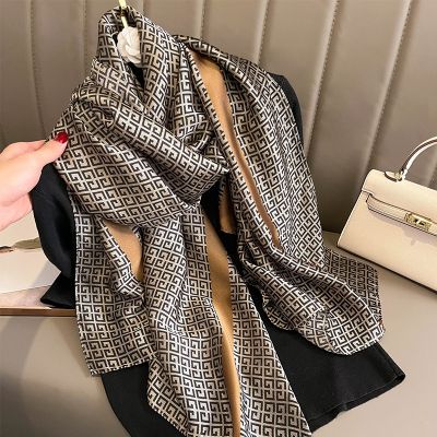 【CW】 2022 luxury head scarf for women designer brand Women  39;s Scarf Shawls Neck Scarves Hijab Luxury New