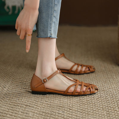 รองเท้าแตะของผู้หญิงลมกลวงเป่าโถวส้นหนารูปตัว T ย้อนยุควรรณกรรมโรมันและศิลปะ2022ฤดูร้อนใหม่