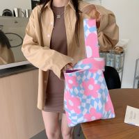 Stylish Flower Design Bag Handheld Bag For Girls Autumn And Winter Girls Handbag Colored Flower Handheld Bag Small Student Shoulder Bag