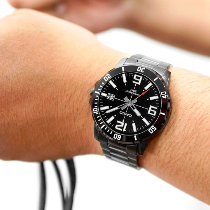 new-casio-standard-นาฬิกาข้อมือผู้ชาย-สายแสตนเลส-รุ่น-mtp-vd01b-1b-mtp-vd01b-5b