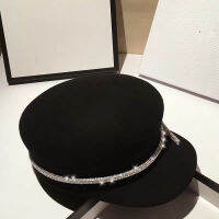 Hot202210-shi เก๋ D Ropshipping ฤดูหนาวขนสัตว์รู้สึกหรูหราขนาดใหญ่เงา Rhinestone ดอกไม้โซ่เลดี้แปดเหลี่ยมหมวกผู้หญิง Visors หมวก