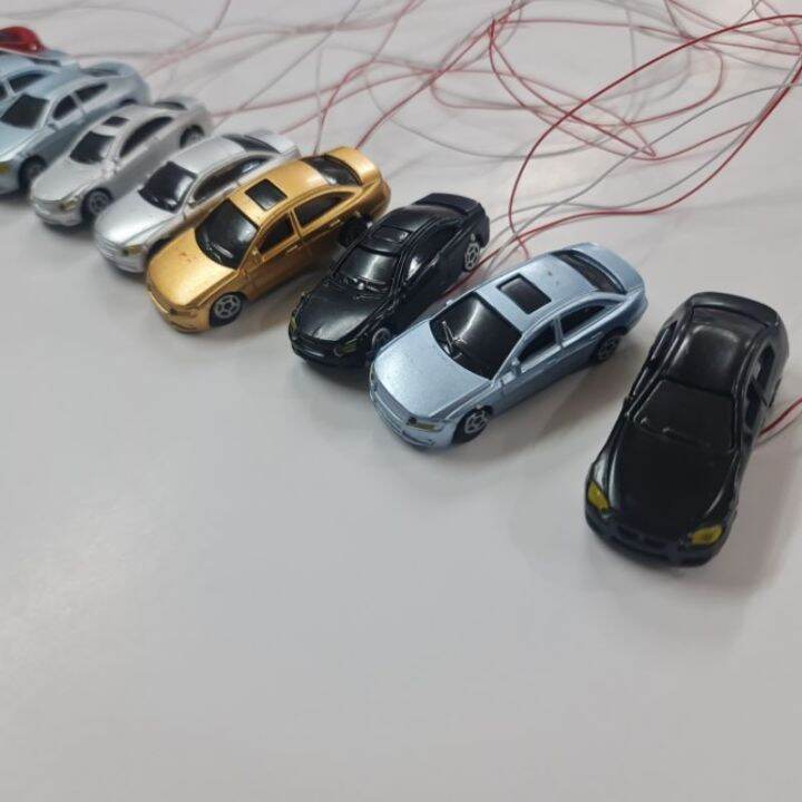 Scale Model Cars with L I G H T S scale 1100 ( assorted colors
