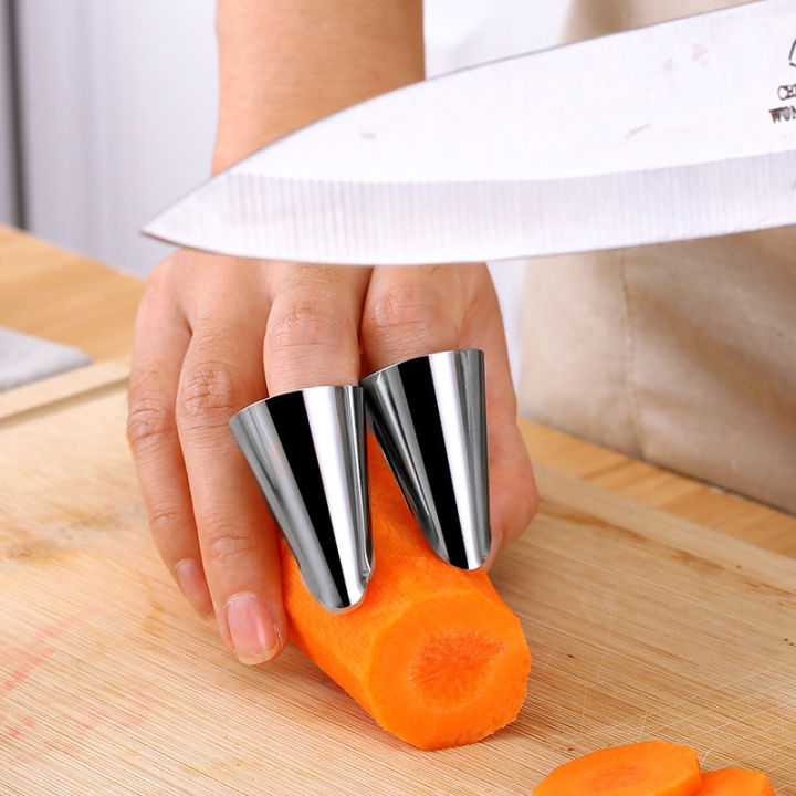 jiang-ที่ปลอกนิ้วสแตนเลสสำหรับปอกผลไม้กระเทียมถั่วผักปลอกป้องกันนิ้วเครื่องมือตัดในครัว2ชิ้น