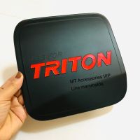 Triton ปี 2018-2020 ไทรทันรุ่น4ประตู ครอบฝาถังน้ำมัน สีดำโลโก้แดง