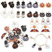 24Pcs 6 Style 2 Colors Alloy Enamel Pendants Halloween Theme Ghost &amp; Grimace &amp; Pumpkin &amp; Cat Pumpkin &amp; Bat Mixed Color 2pcs/color